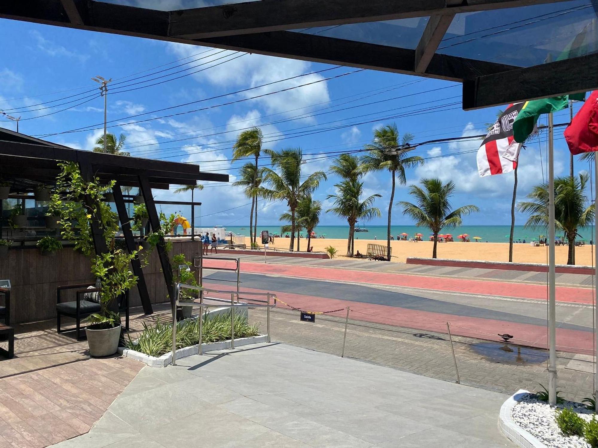 Bela Hospedagem - Marinas Flat - Excelente Localizacao Na Orla De Cabo Branco Joao Pessoa Exterior photo